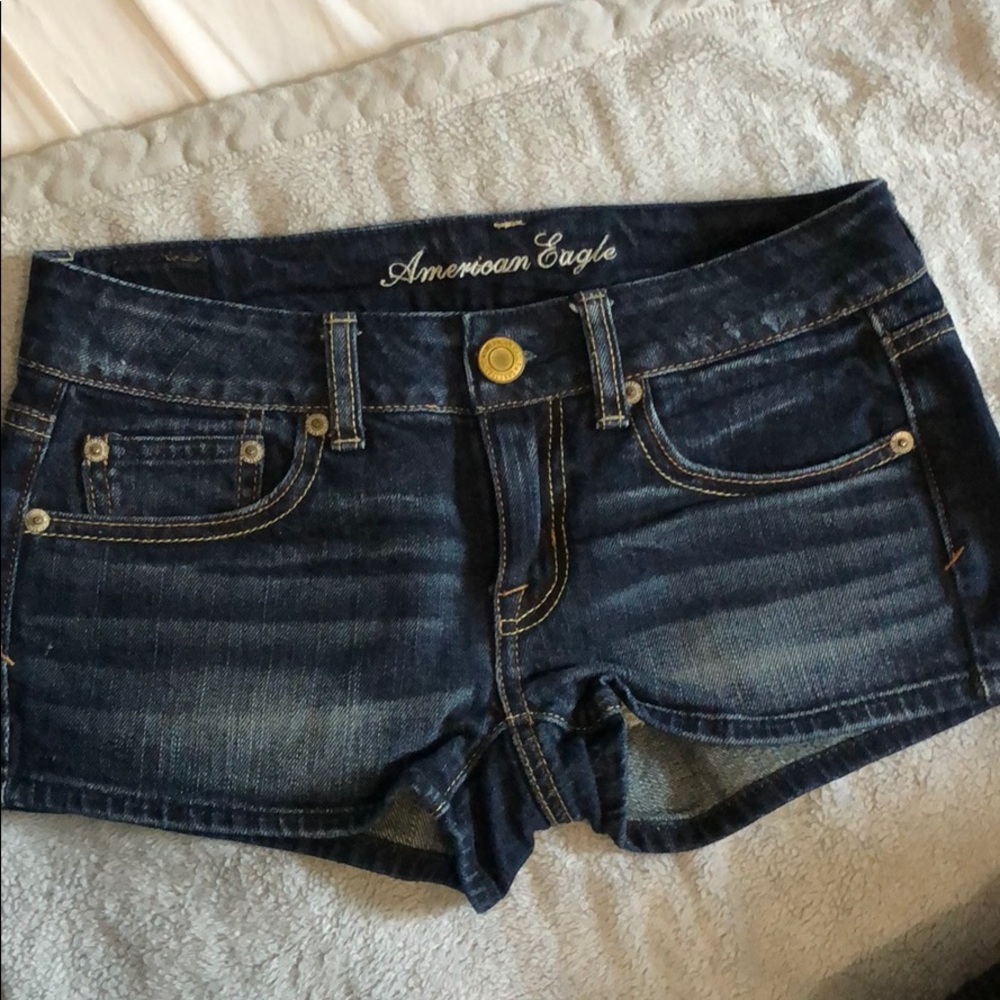 American Eagle Jean Shots